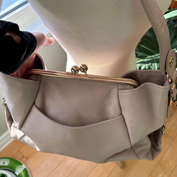 Emma Fox Taupe Leather Shoulder Bag with Gold Accents - Picture 4 of 11